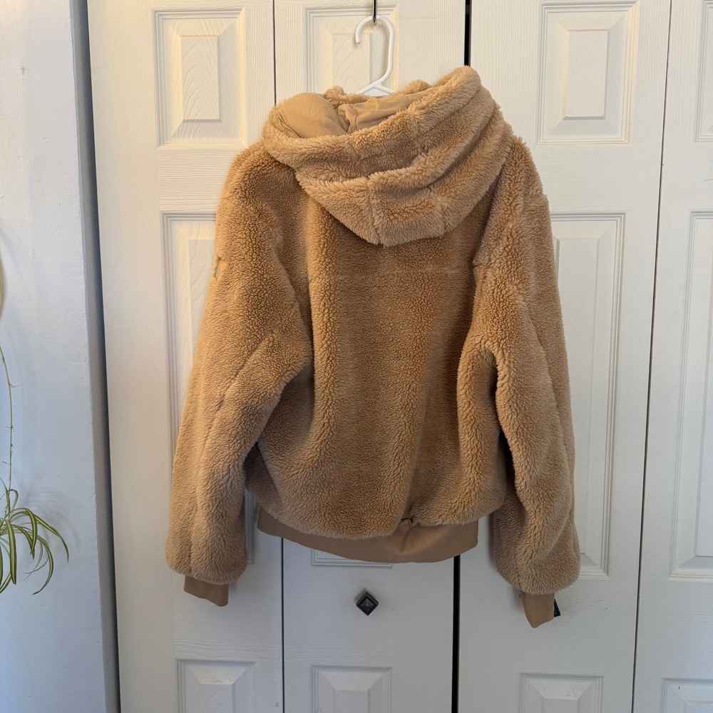 Alo Yoga Foxy Sherpa‎ Hooded Jacket Camel Teddy Fleece Women's L - Picture 2 of 10